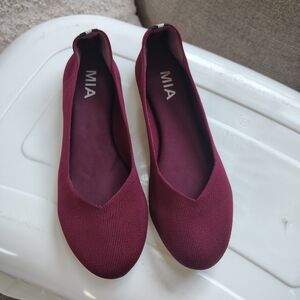 MIA Burgundy Knit Ballet Flats